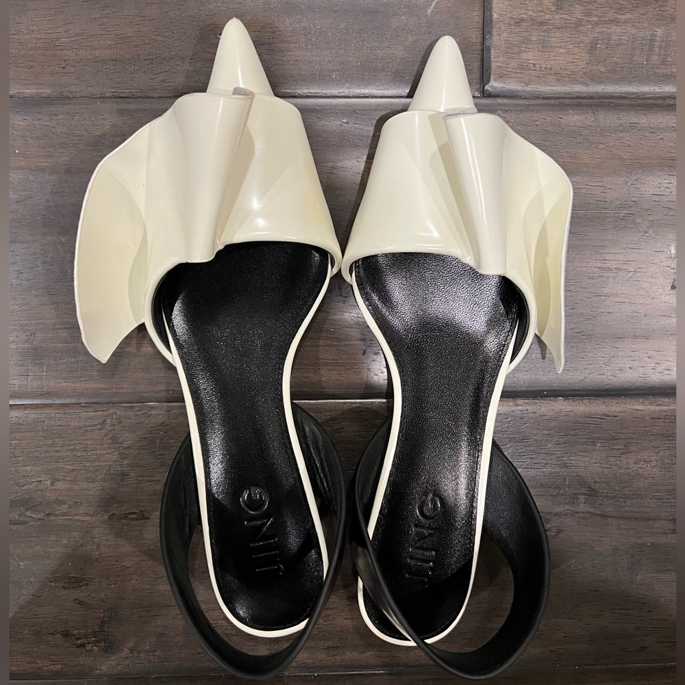J.ING pointed toe black and white flats size 36